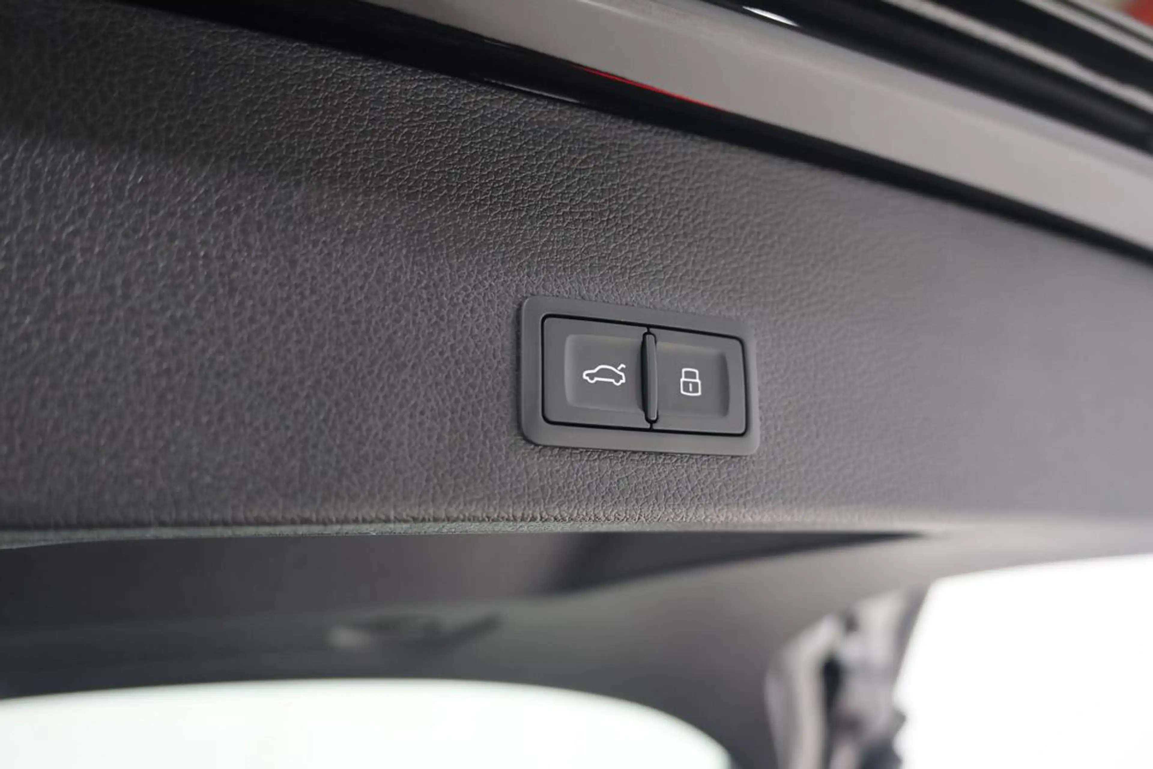Audi Q2 35 TFSI 150 S-TRONIC S-LINE LED ACC CARPLAY JA17 — photo 15