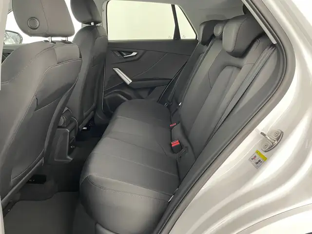 Audi Q2 view 11