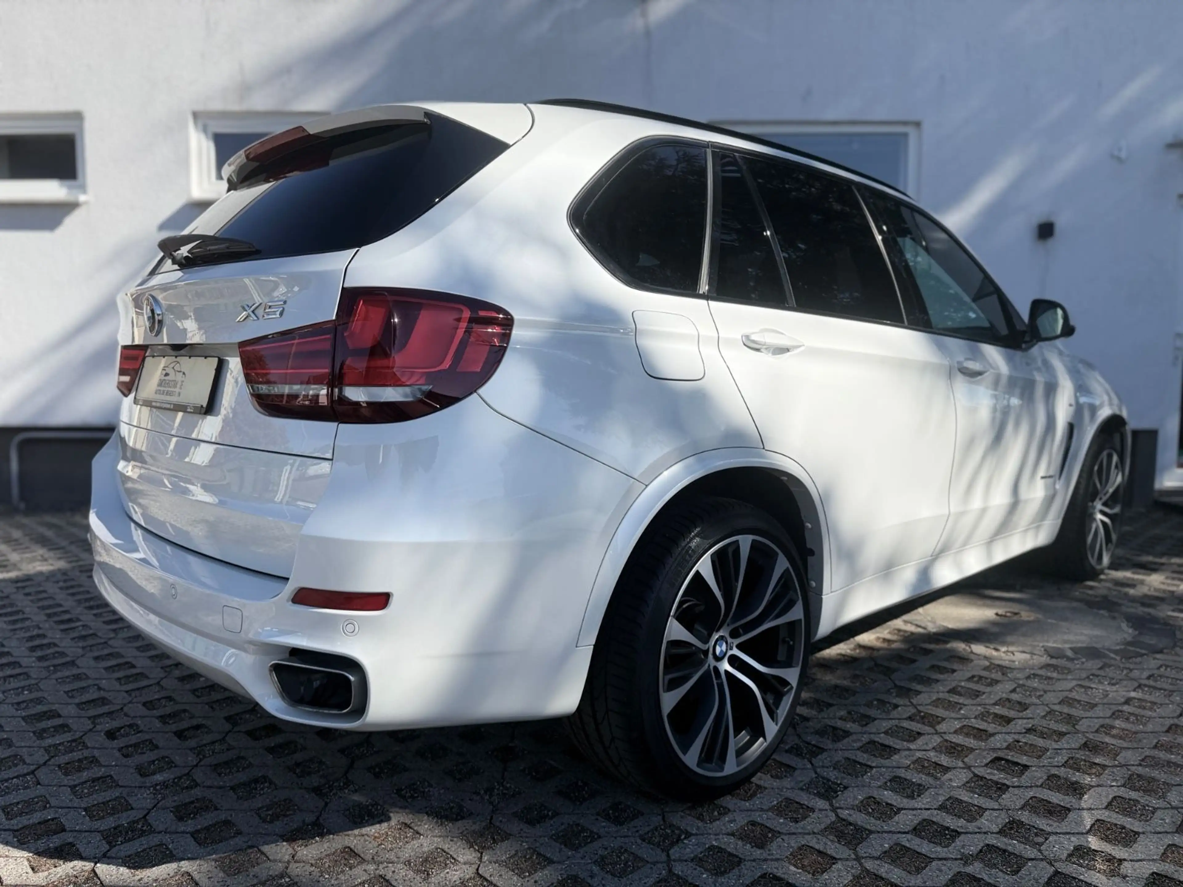 BMW X5 xDrive40d M-Paket HUD h/k AHK Std.-Hz. 21" — photo 7