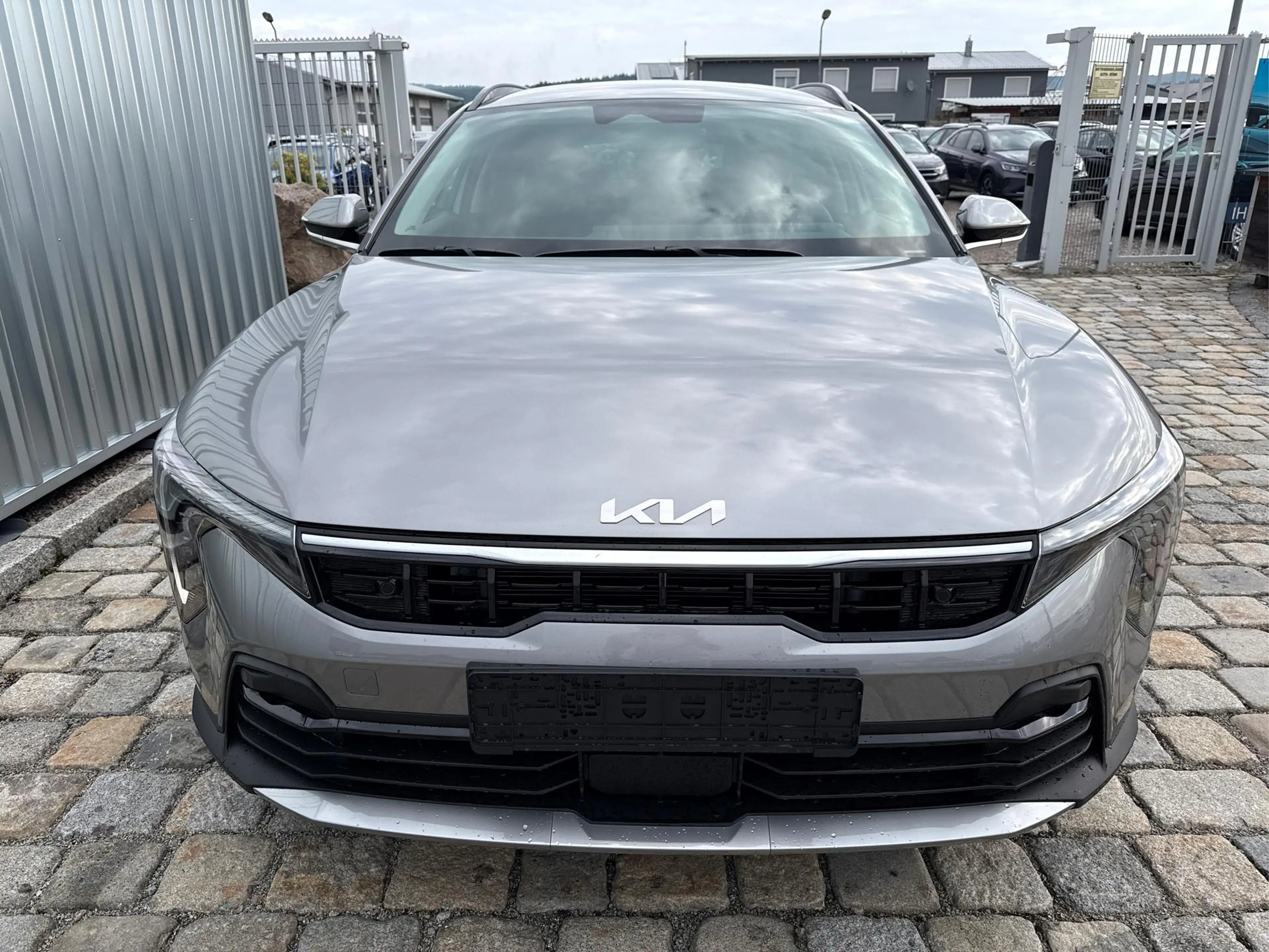 Kia K4 TOP 1,6 T-GDI DCT7 132 KW (179 PS)-Navi-Leder-e... — photo 2