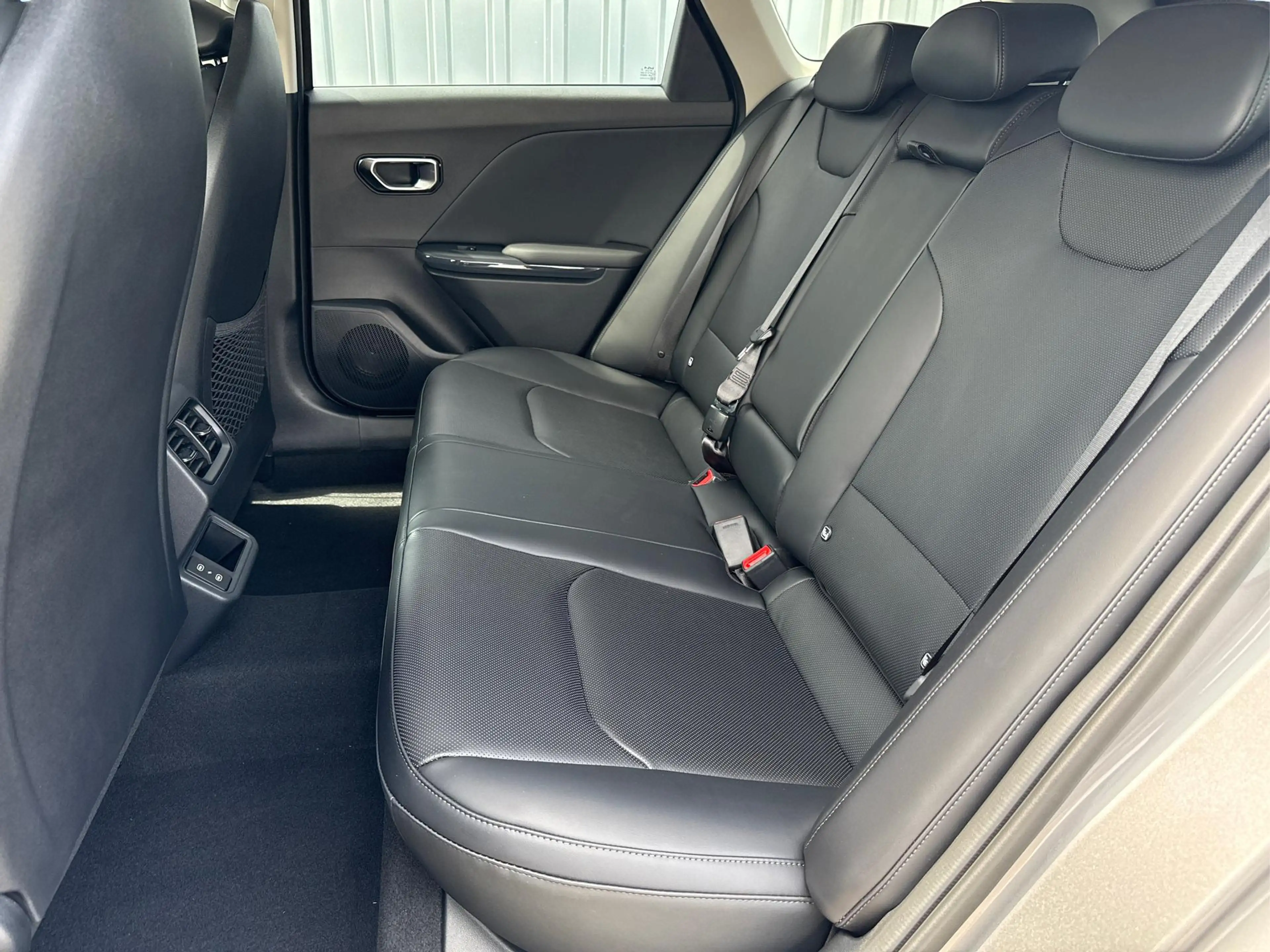 Kia K4 TOP 1,6 T-GDI DCT7 132 KW (179 PS)-Navi-Leder-e... — photo 14