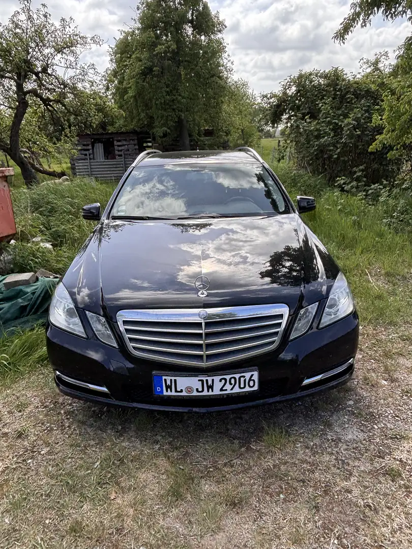 Mercedes-Benz E 220 T CDI DPF BlueEFFICIENCY - 1