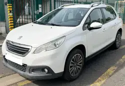 Peugeot 2008 1.2 VTi 82ch BVM5 Active