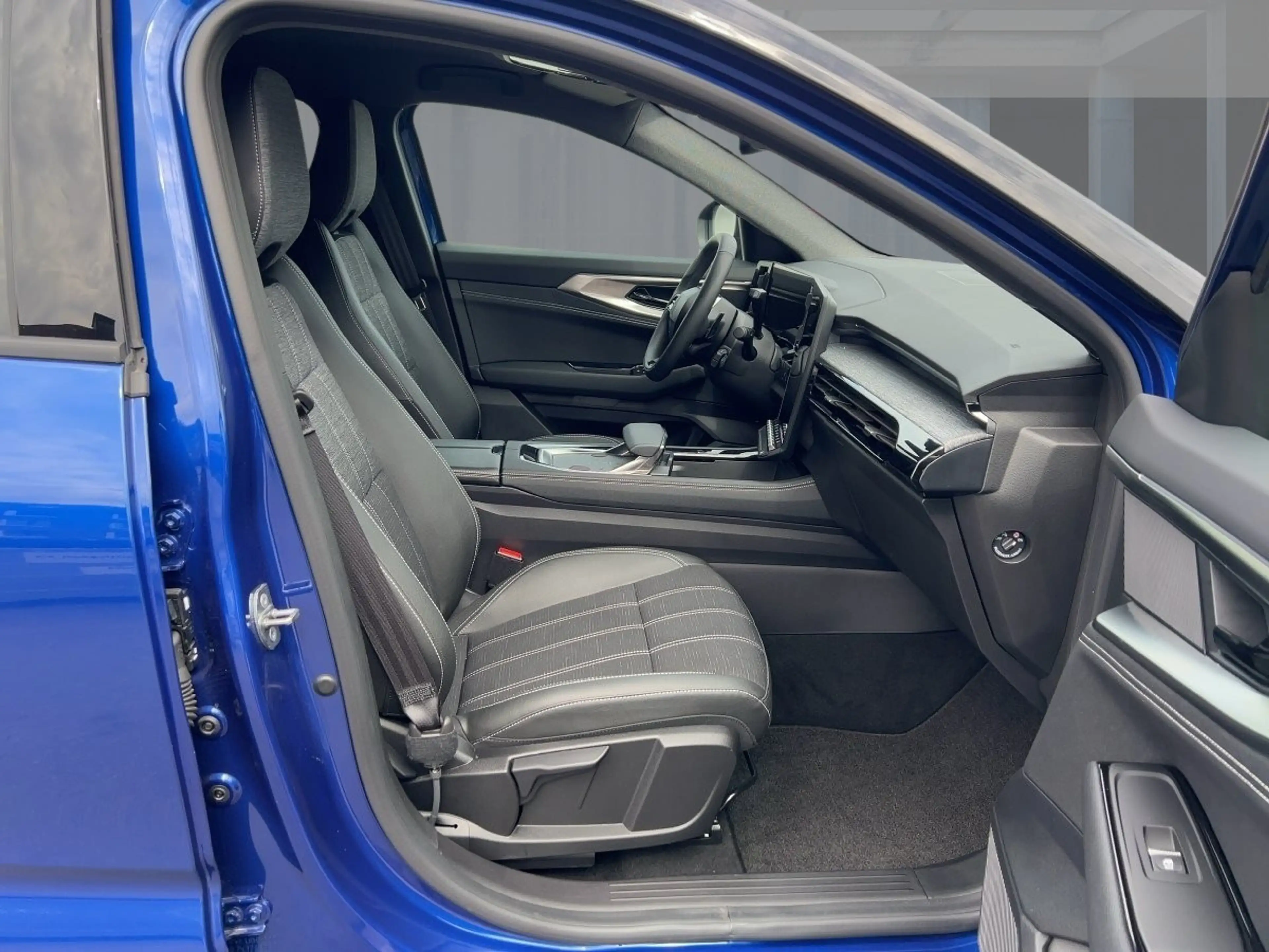 Renault Austral Techno Mild Hybrid 160 Automatik PremiumWinterPack — photo 8