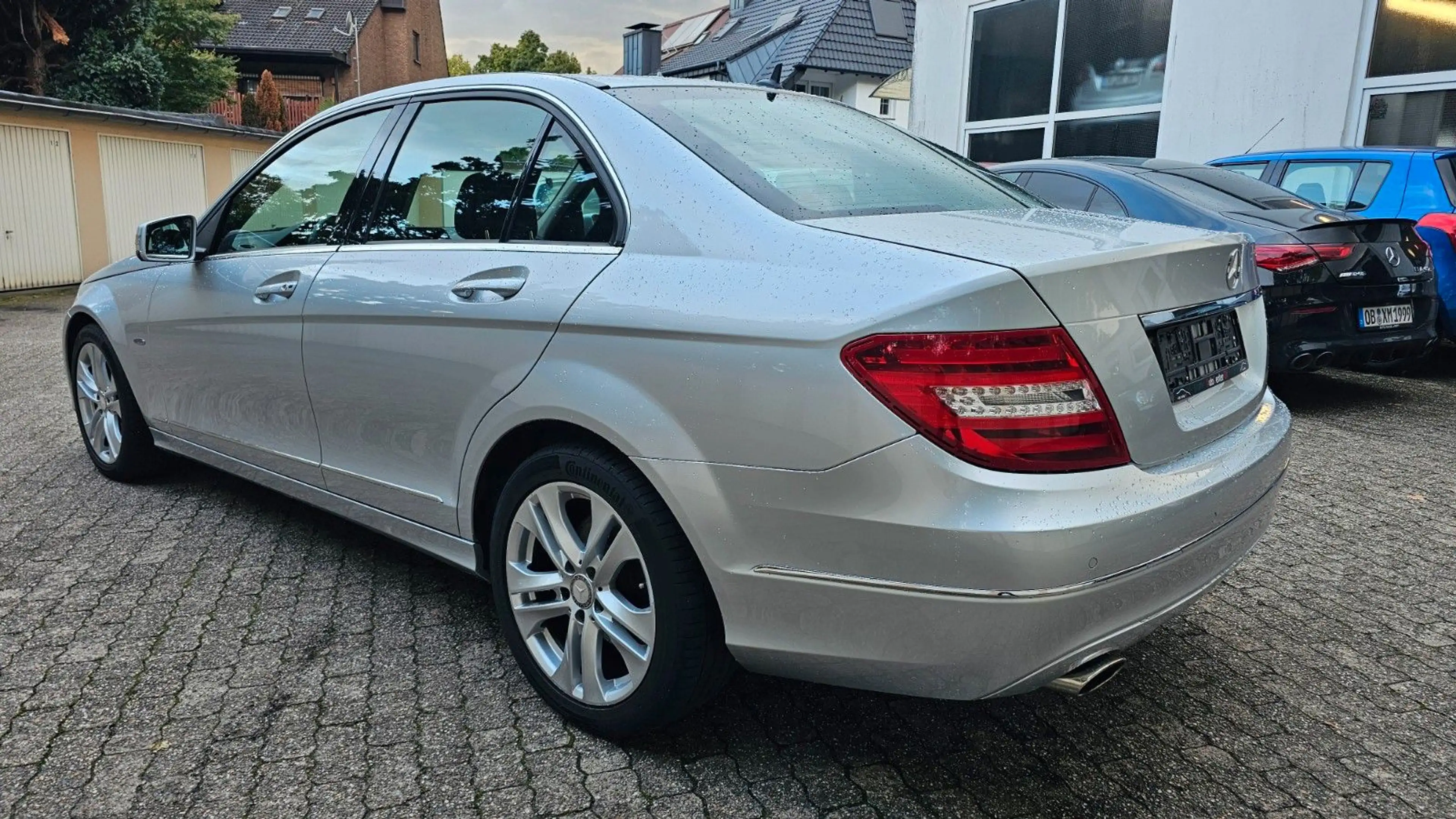 Mercedes-Benz C 250 C Limousine C 250 CGI BlueEfficiency — photo 6