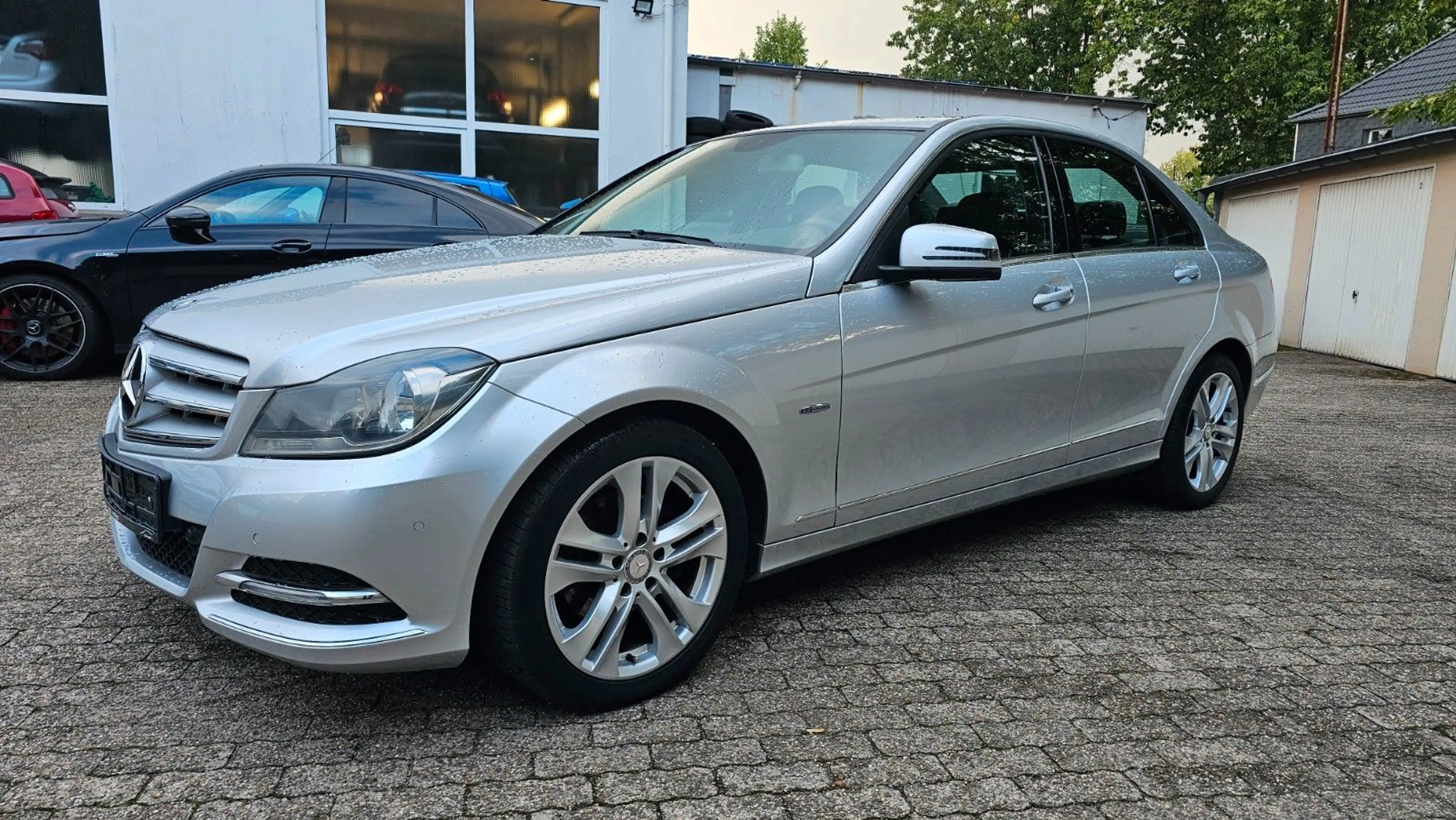Mercedes-Benz C 250 C Limousine C 250 CGI BlueEfficiency