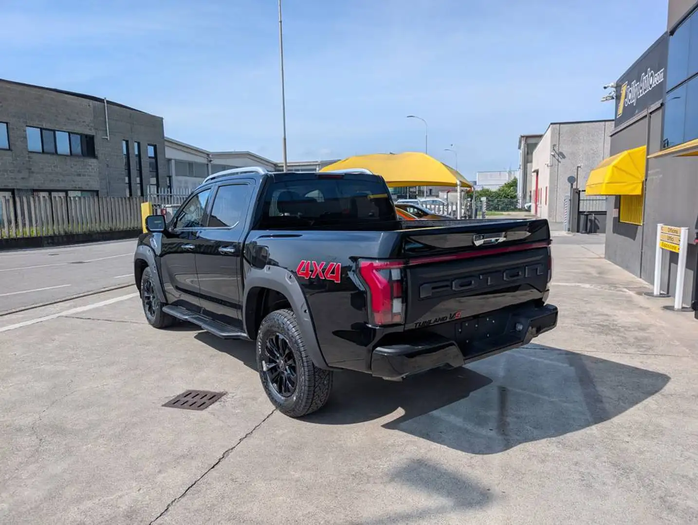 Foton Tunland V9 Hybrid Power 8AT ULTRA NUOVO PRONTA CONSEGNA Schwarz - 2