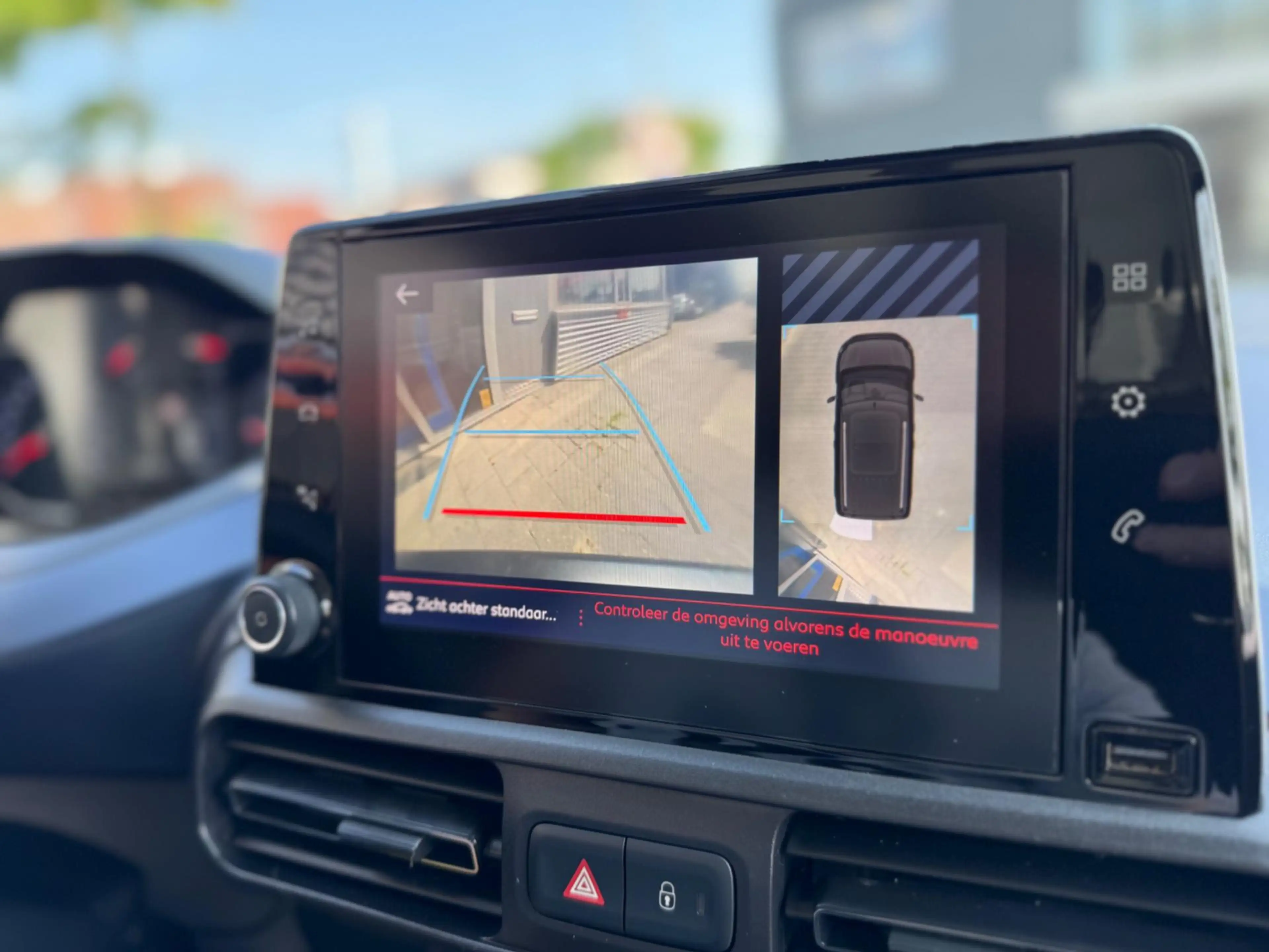 Peugeot Rifter 1.2T Allure Panorama Navi CarPlay Camera 1e Eigena — photo 17