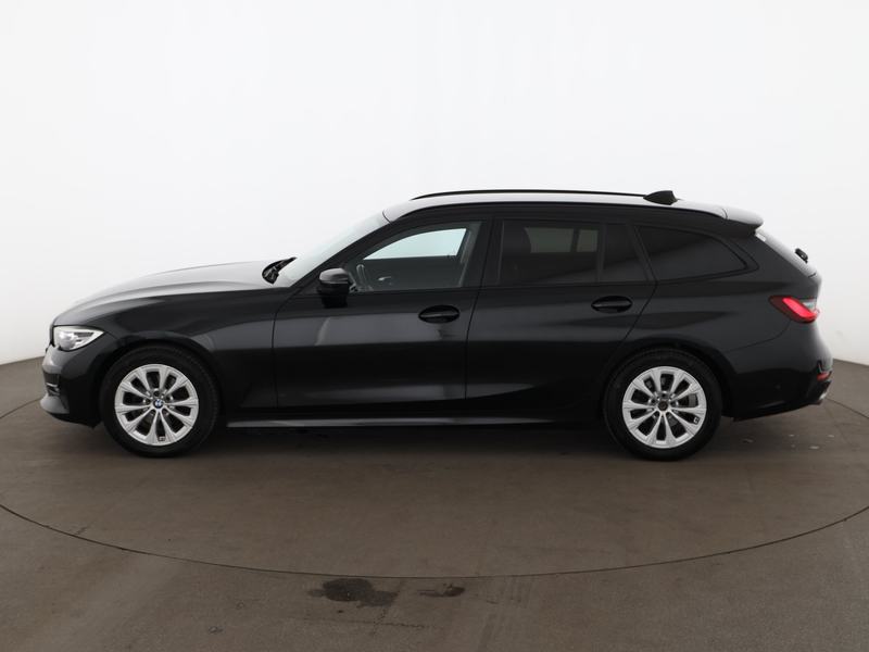 BMW 320 d xDrive Touring Advantage Aut LED NAVI R-CAM — photo 6