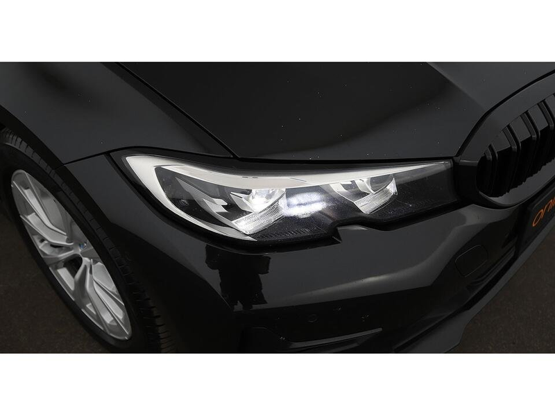 BMW 320 d xDrive Touring Advantage Aut LED NAVI R-CAM — photo 10