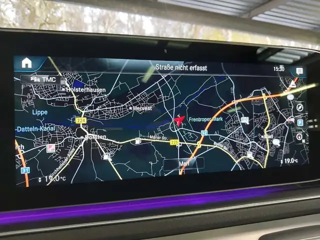Mercedes-Benz Gle view 23