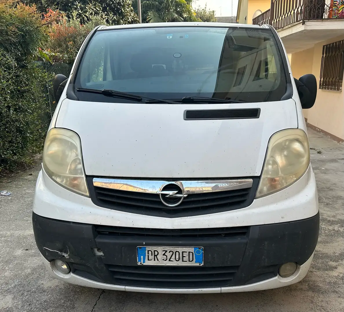 Opel Vivaro Van 2.0 Diesel 114Cv 3.Posti Bianco - 2