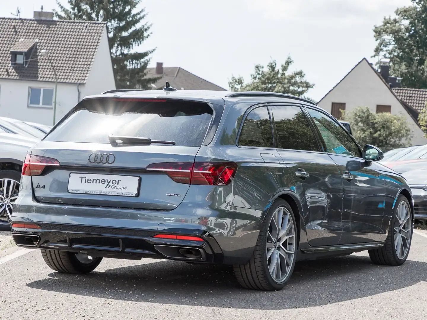 Audi A4 40 TFSI Q 2x S LINE LM19 KAMERA NAVI+ Grau - 2