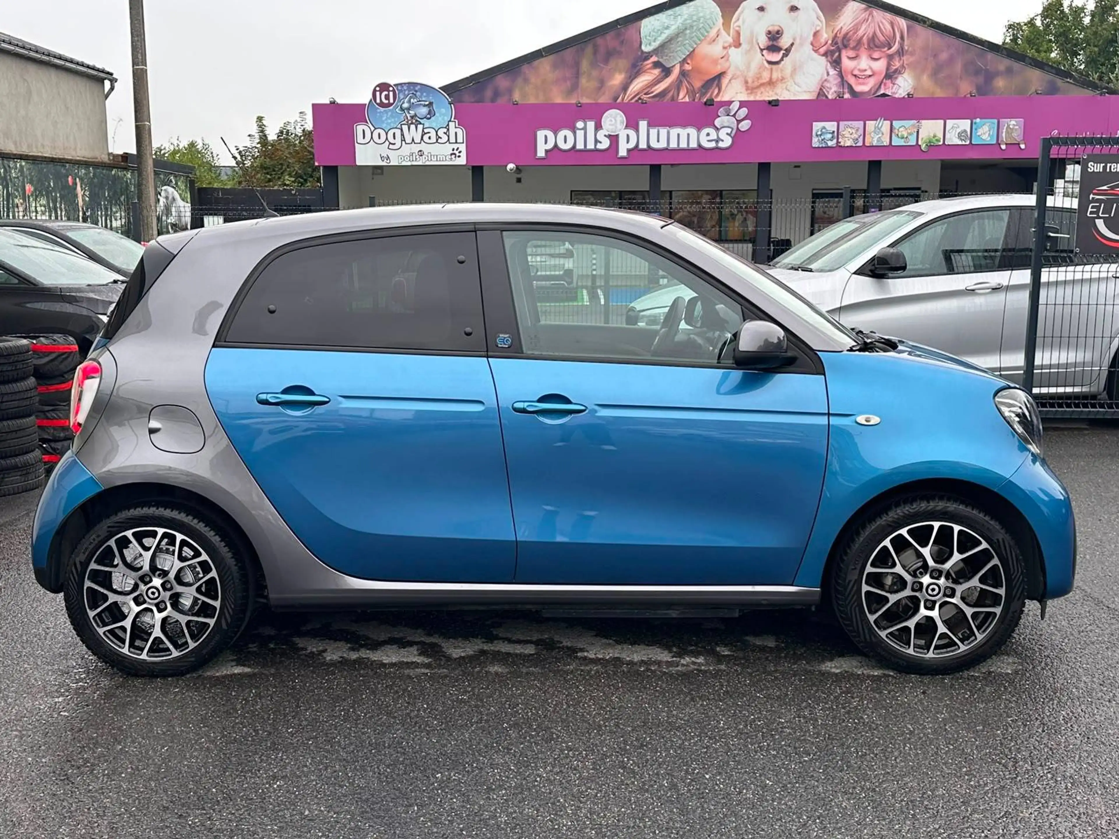 smart forFour Forfour 17.6 kWh EQ Comfort / CUIR / CAMÉRA / CLIM / ONLY 24.000 KM !!!! — photo 5