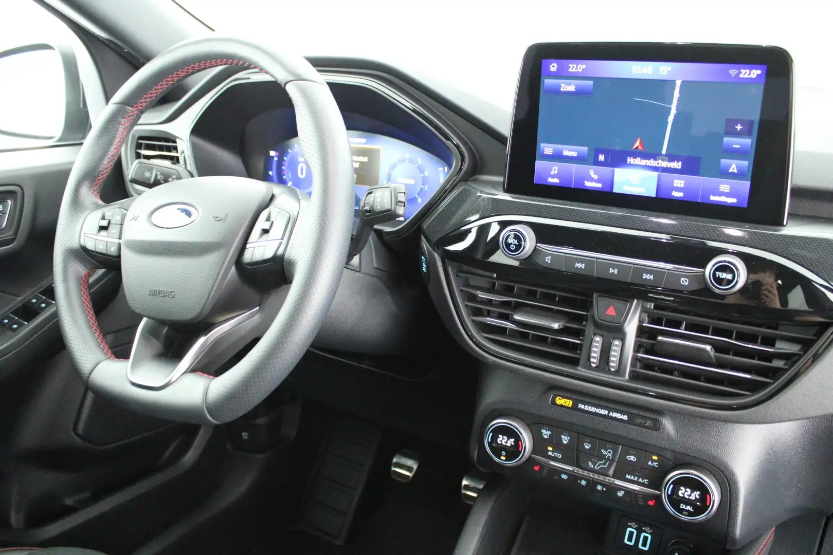 Ford Kuga 1.5 150pk EcoBoost ST-Line Camera Keyless B&O Navi Grijs - 2