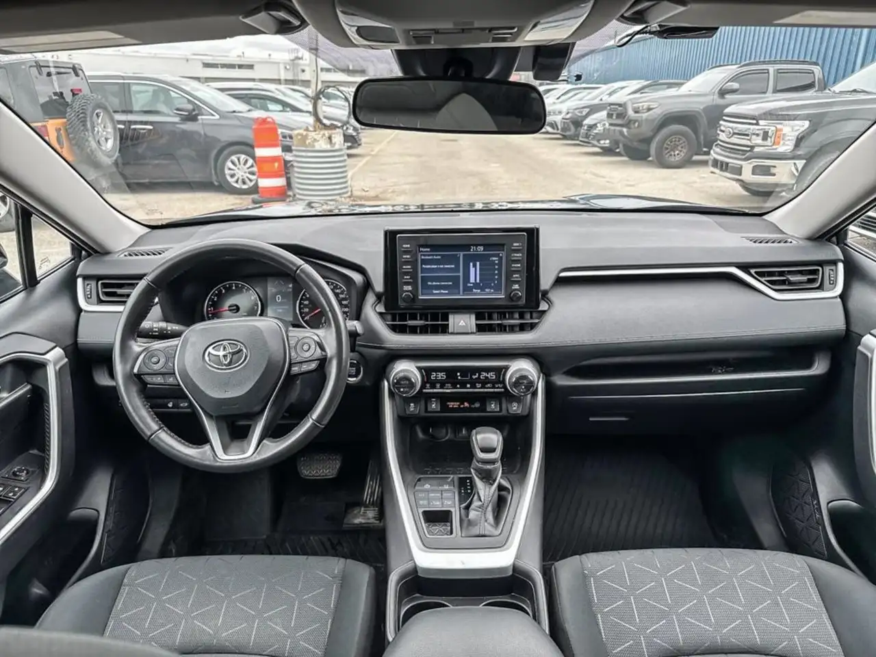 Toyota RAV 4 снимка Toyota RAV 4