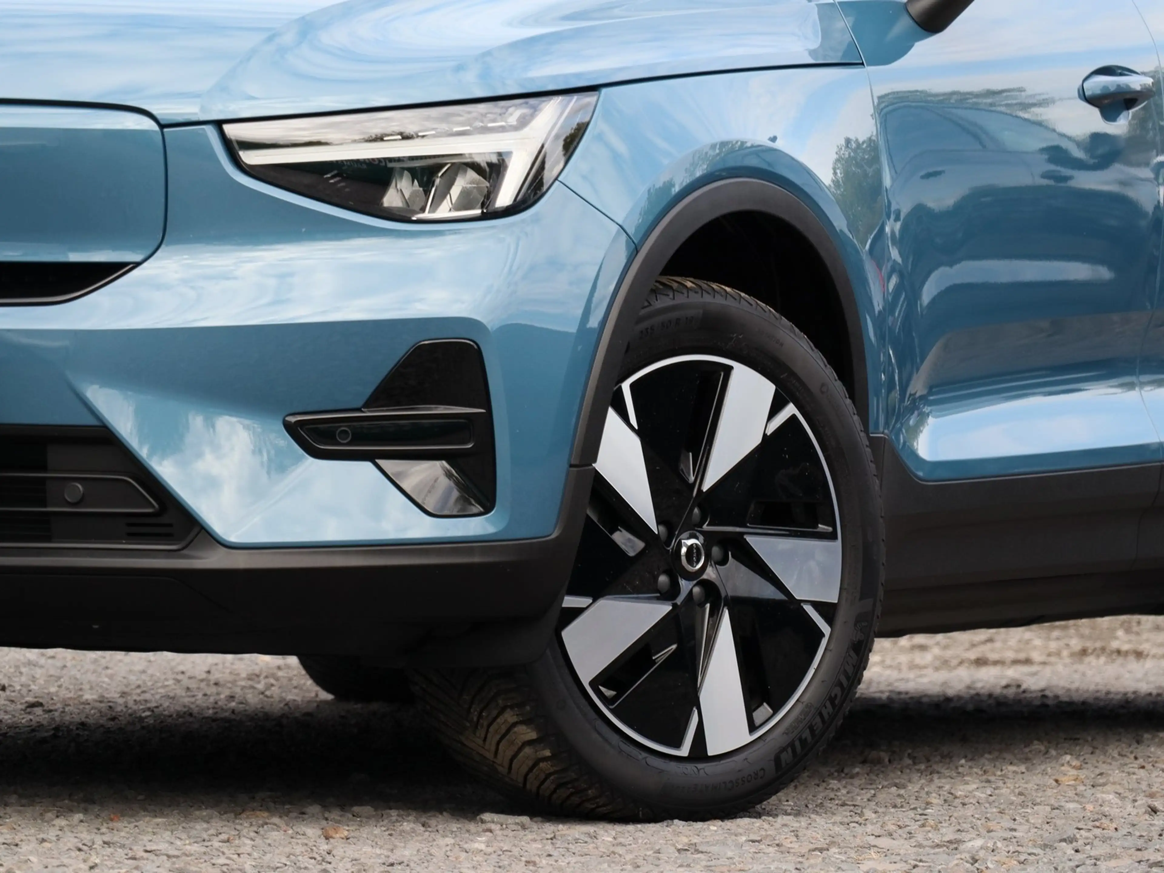 Volvo XC40 Plus Recharge Pure Electric Lenkradheizung Soun... — photo 5
