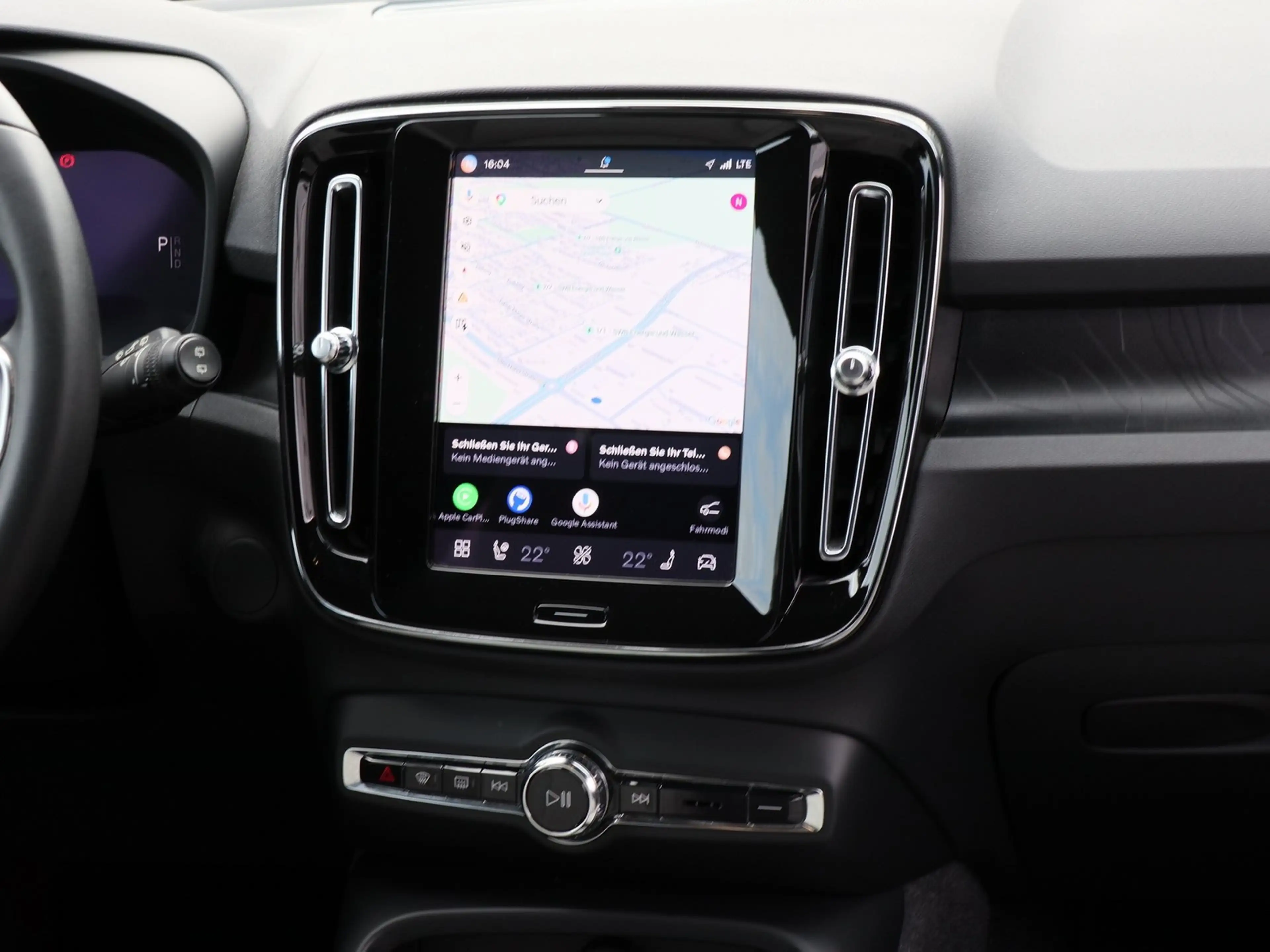 Volvo XC40 Plus Recharge Pure Electric Lenkradheizung Soun... — photo 7