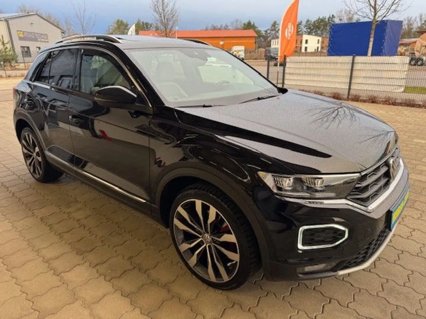 Volkswagen T-Roc Sport TSI DSG 4Motion ACC+PANO+19"ALU Schwarz - 1