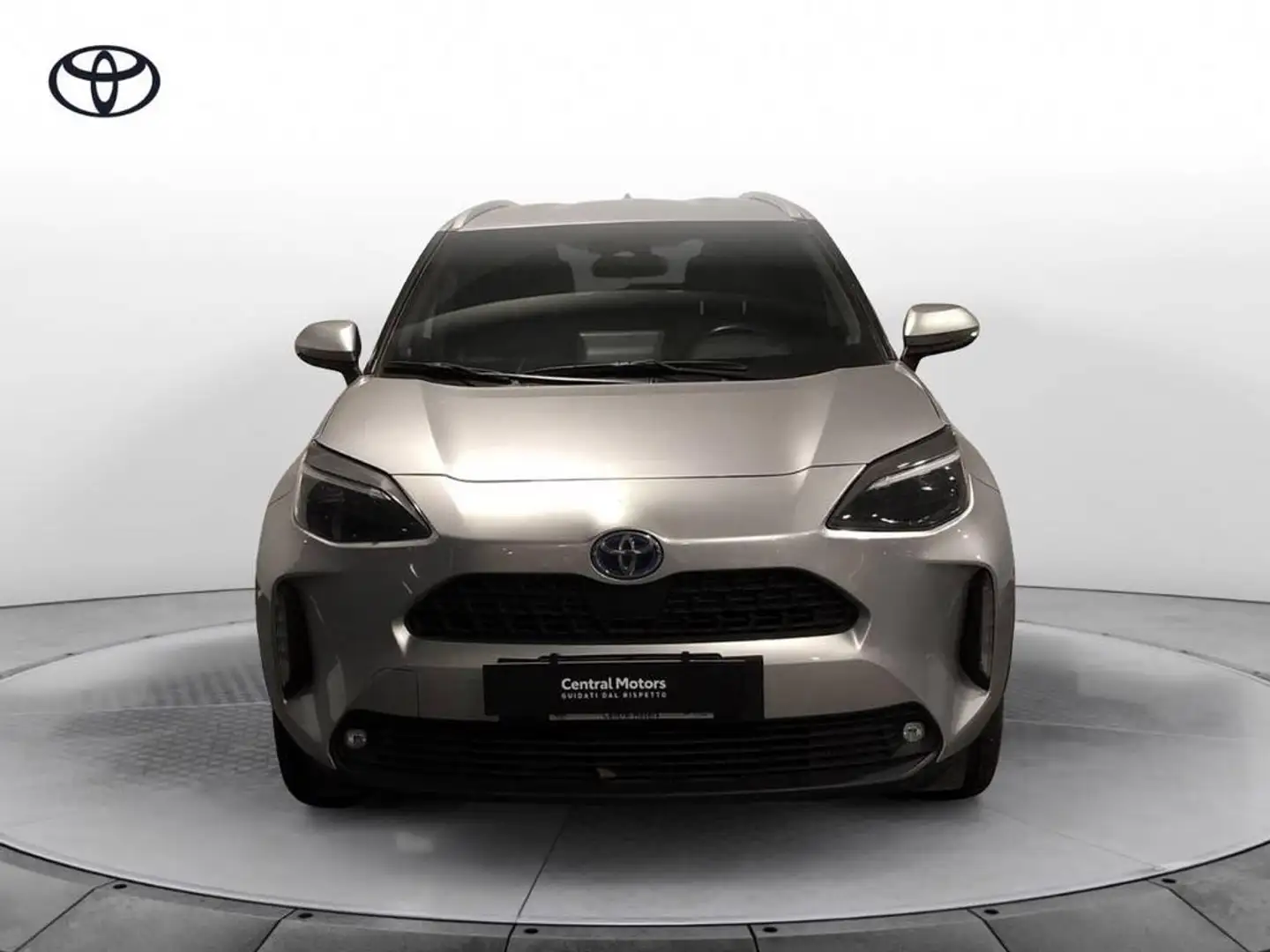 Toyota Yaris Cross 1.5h Trend fwd 116cv e-cvt Argento - 2