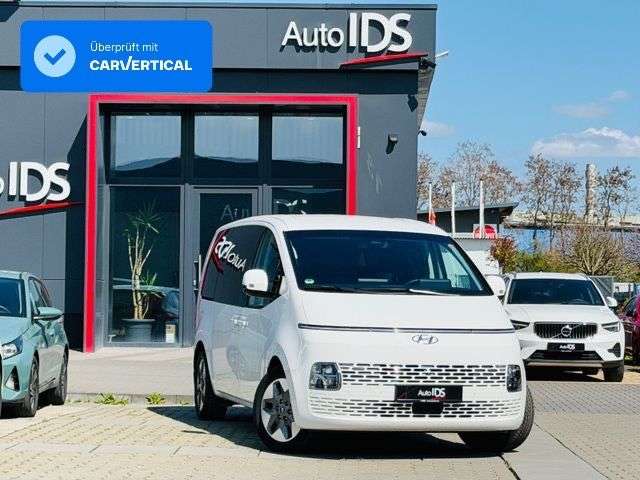 Second hand Hyundai Staria 2.2