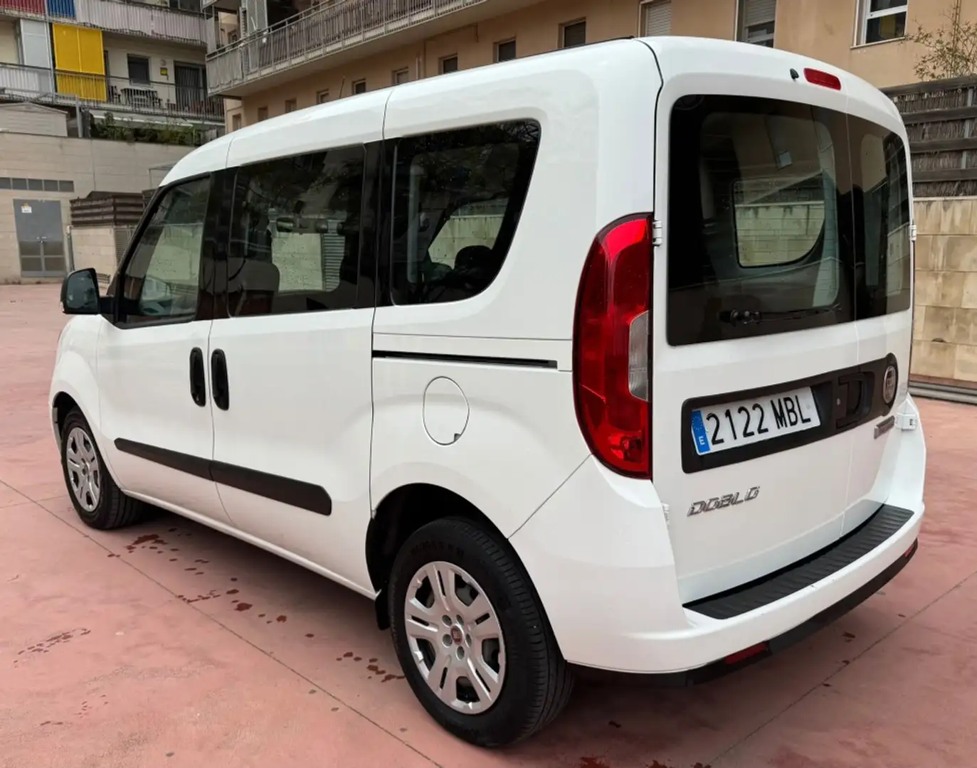Fiat Dobló Combi 1.6Mjt Trekking 78kW Blanco - 2
