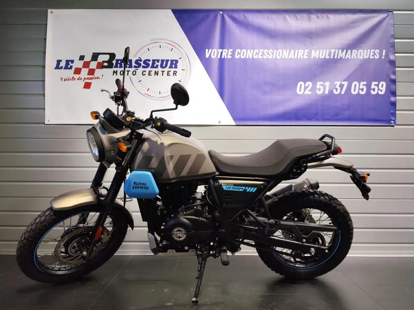 Royal Enfield Grau - 2