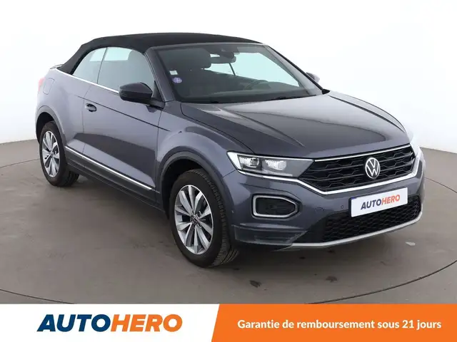 Volkswagen T-Roc view 8