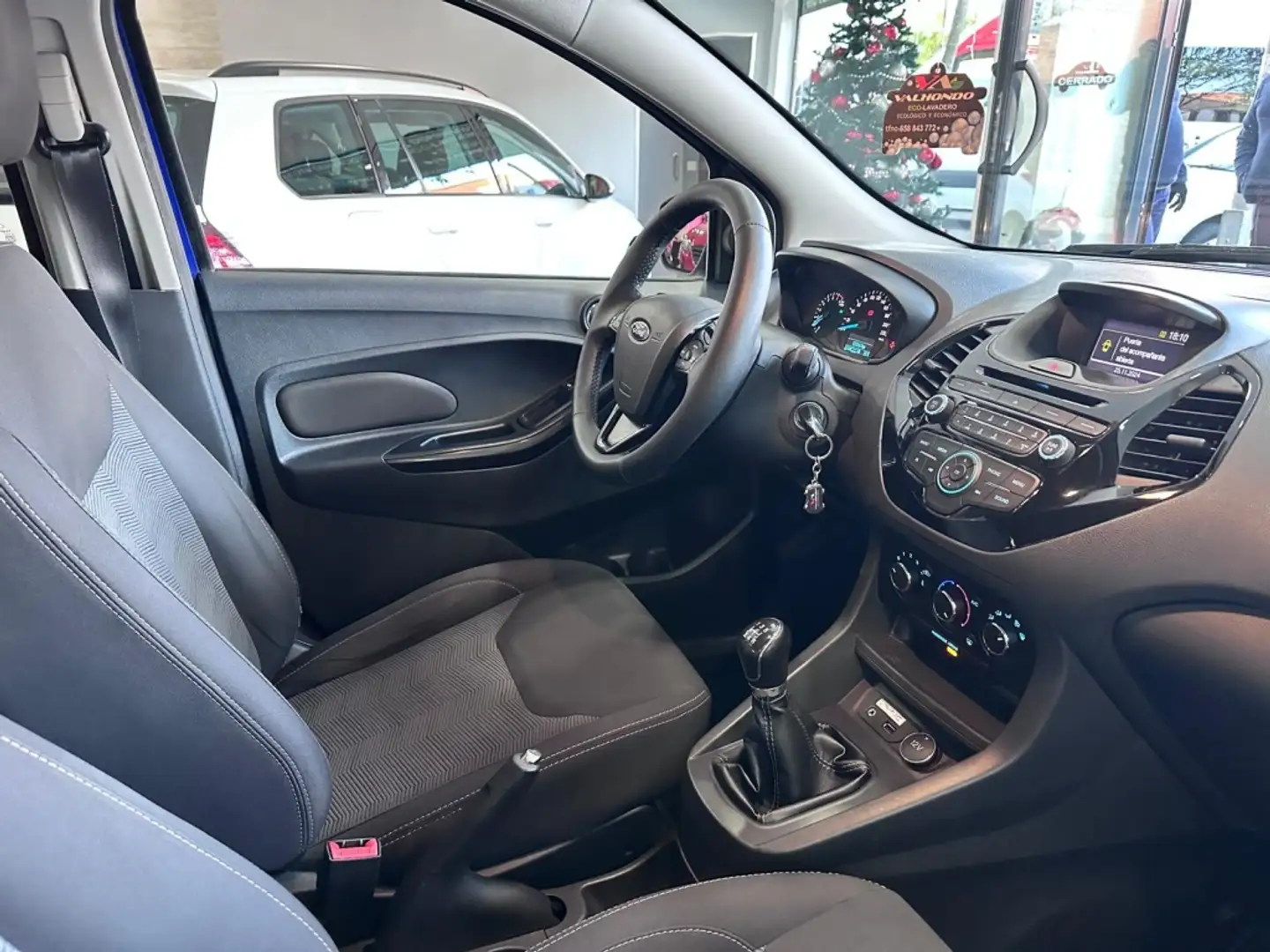 Ford Ka/Ka+ Ka+ 1.19 Ti-VCT Ultimate Azul - 2