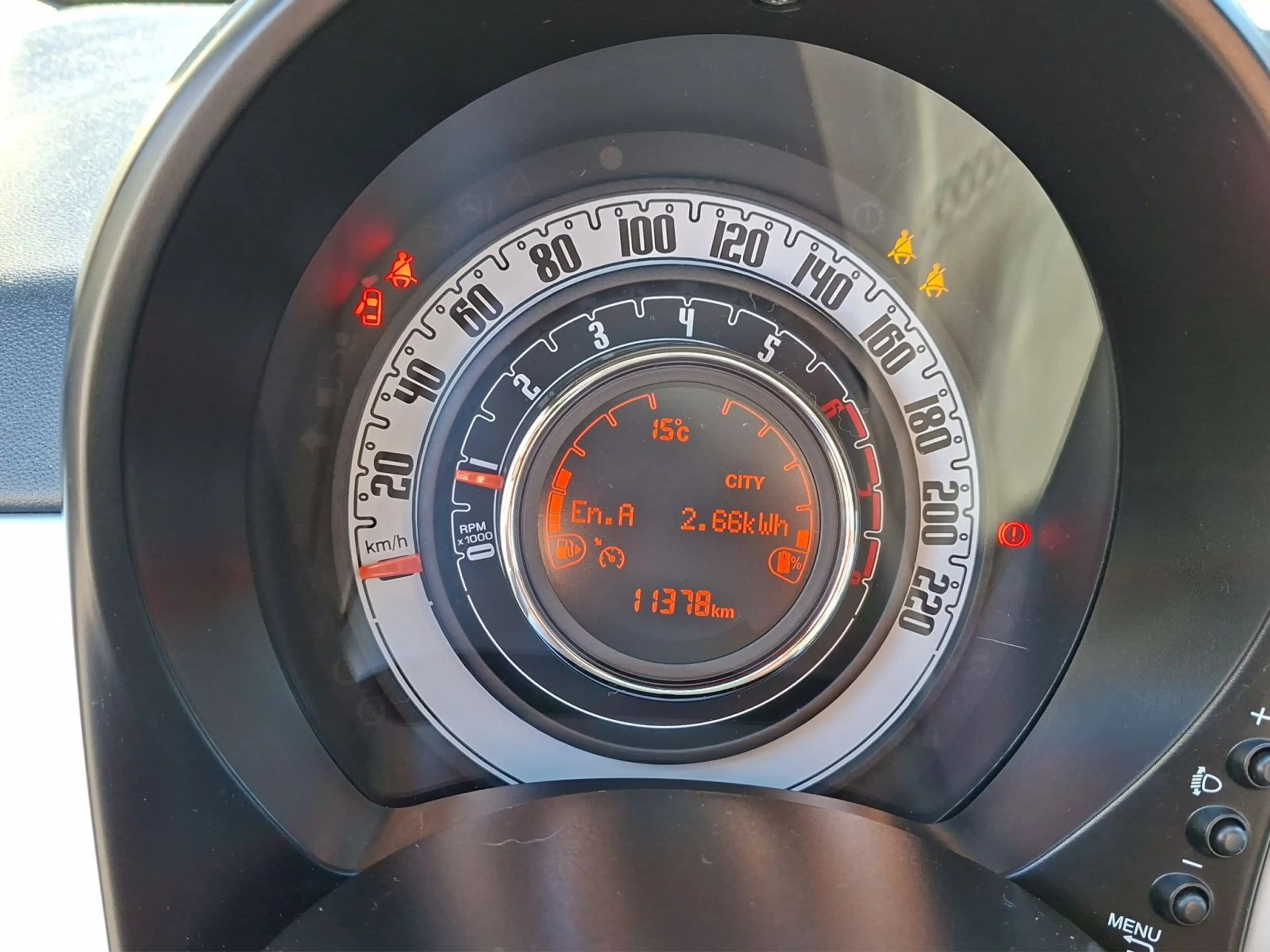 Fiat 500 1.0 Hybrid-Benzin — photo 11