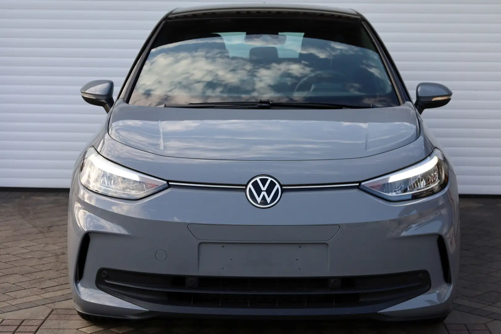 Volkswagen ID.3 ID.3 PURE 55kWh*JAHRESWAGEN*WP-LED-ACC-APP-CONNECT Grau - 2