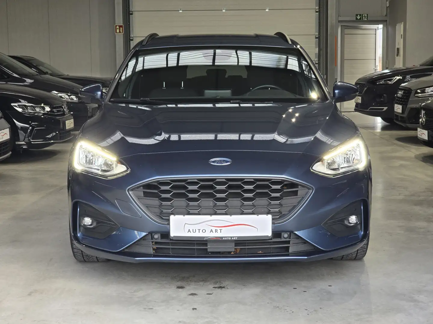 Ford Focus ST-Line AHK NAVI Kamera SHZ DAB Blau - 2