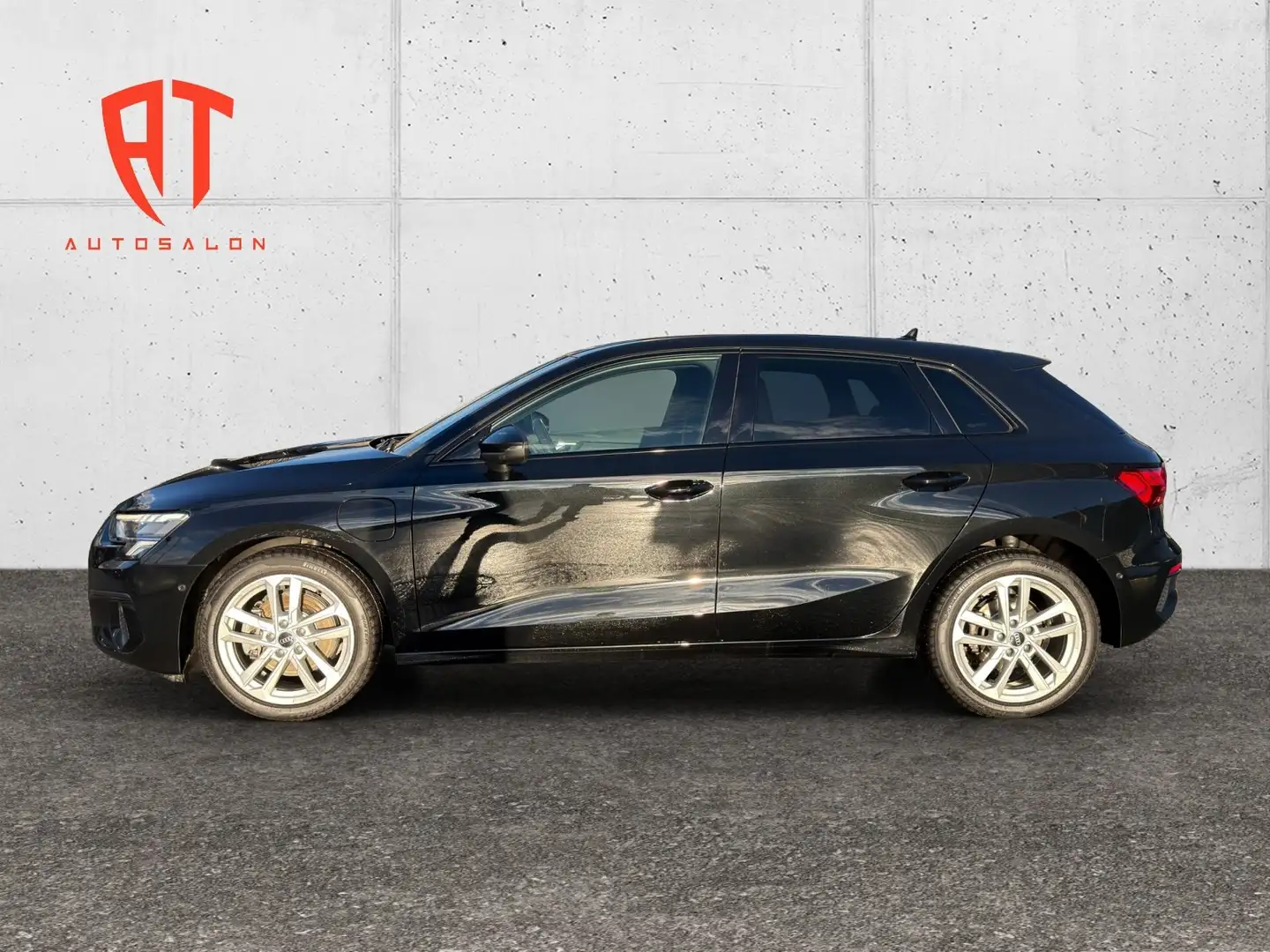 Audi A3 SB 40 TFSI e advanced S-tronic Schwarz - 2