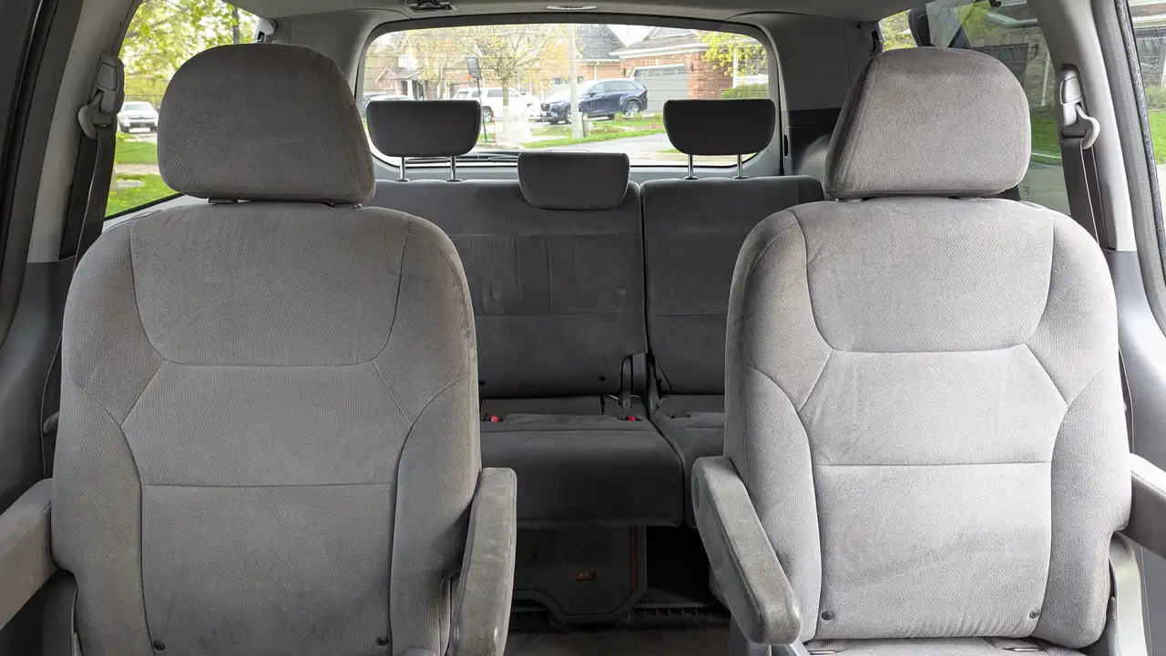 Honda Odyssey снимка Honda Odyssey