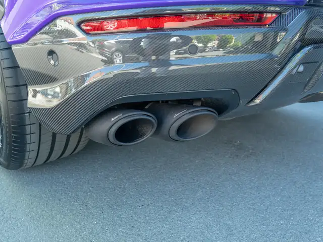 Lamborghini Urus view 8