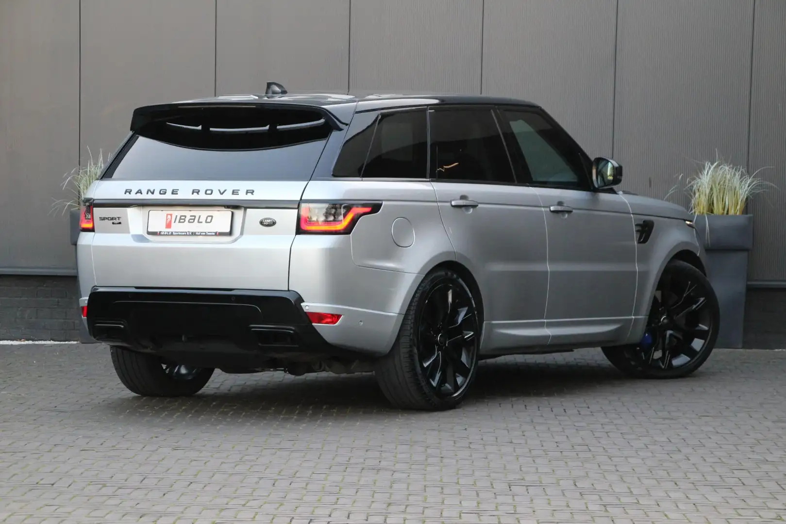 Land Rover Range Rover Sport 3.0 P400 HST | Carbon | Trekhaak | Grijs - 2
