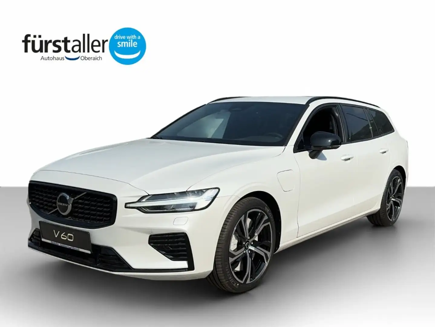 Volvo V60 Plus, B4 Mild Hybrid, Benzin, Dark Weiß - 1