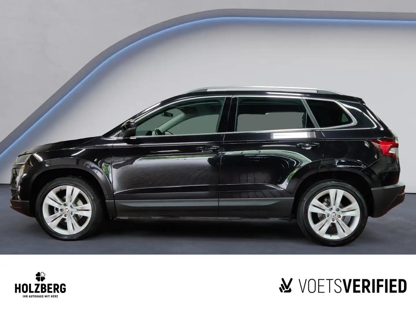 Skoda Karoq 1.5 TSI DSG Style AHK+NAVI+ACC Negro - 2