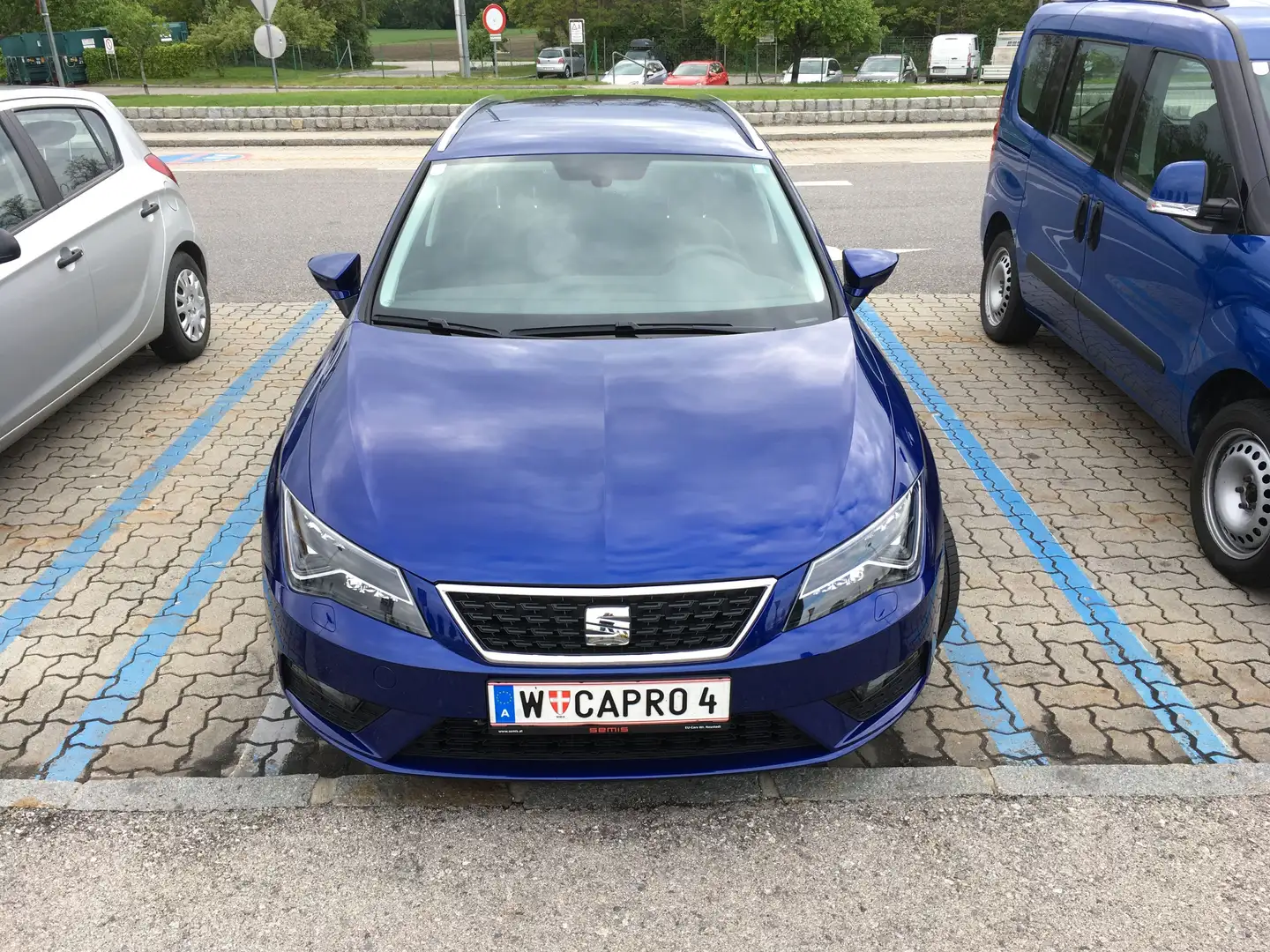 SEAT Leon SEAT Leon ST Kombi Style Plus 1.4 TGI Blau - 1
