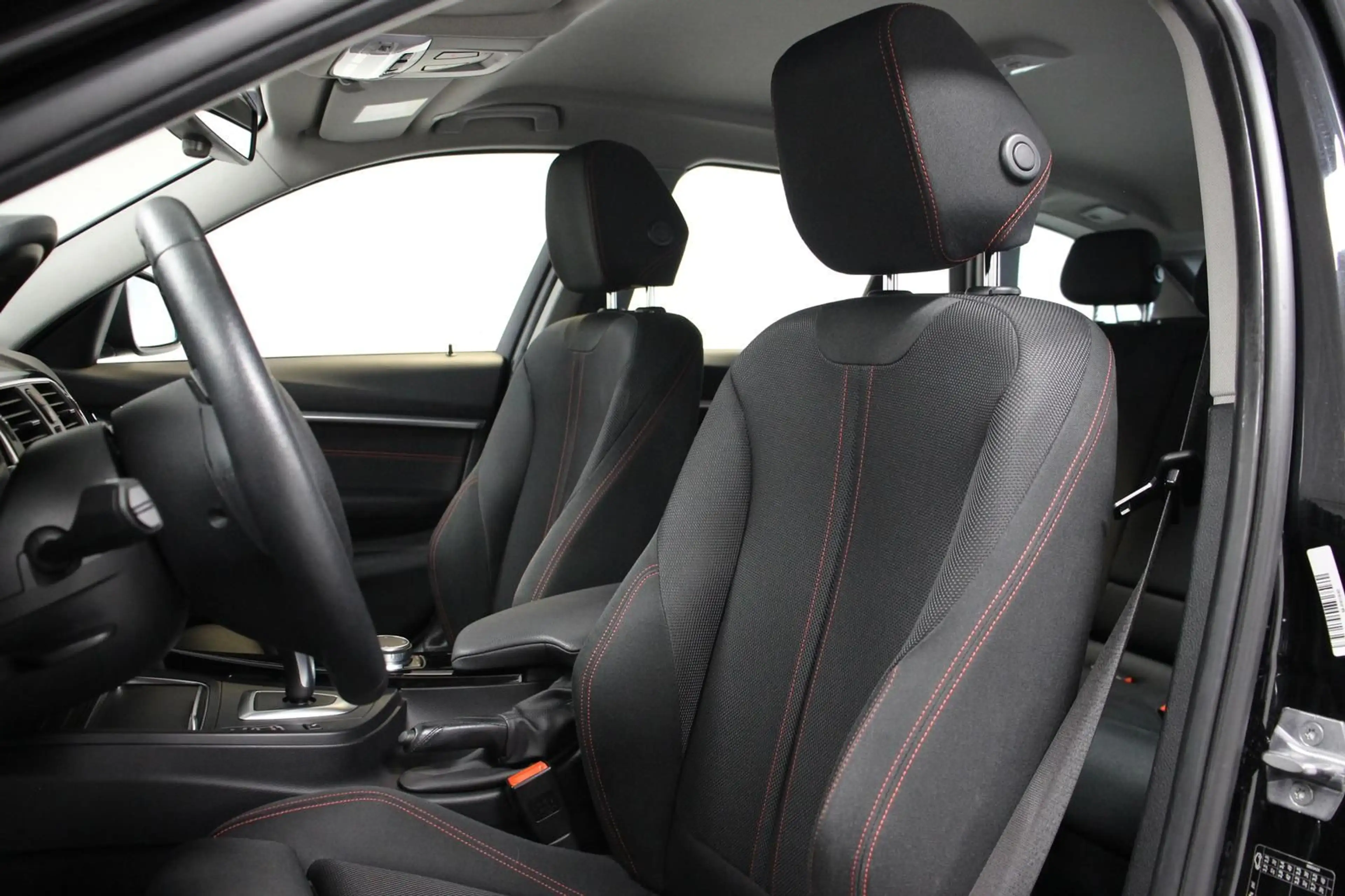 BMW 340 i Touring Sport Line LED SHADOW APPLE S.HEFT — photo 10