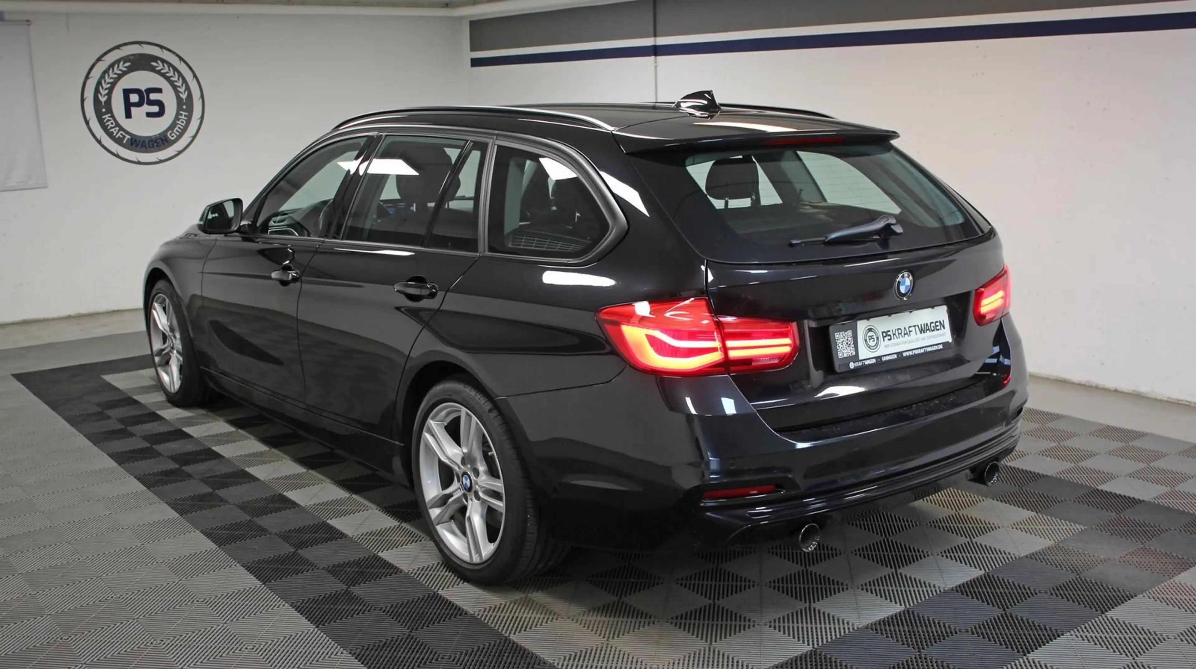 BMW 340 i Touring Sport Line LED SHADOW APPLE S.HEFT — photo 4