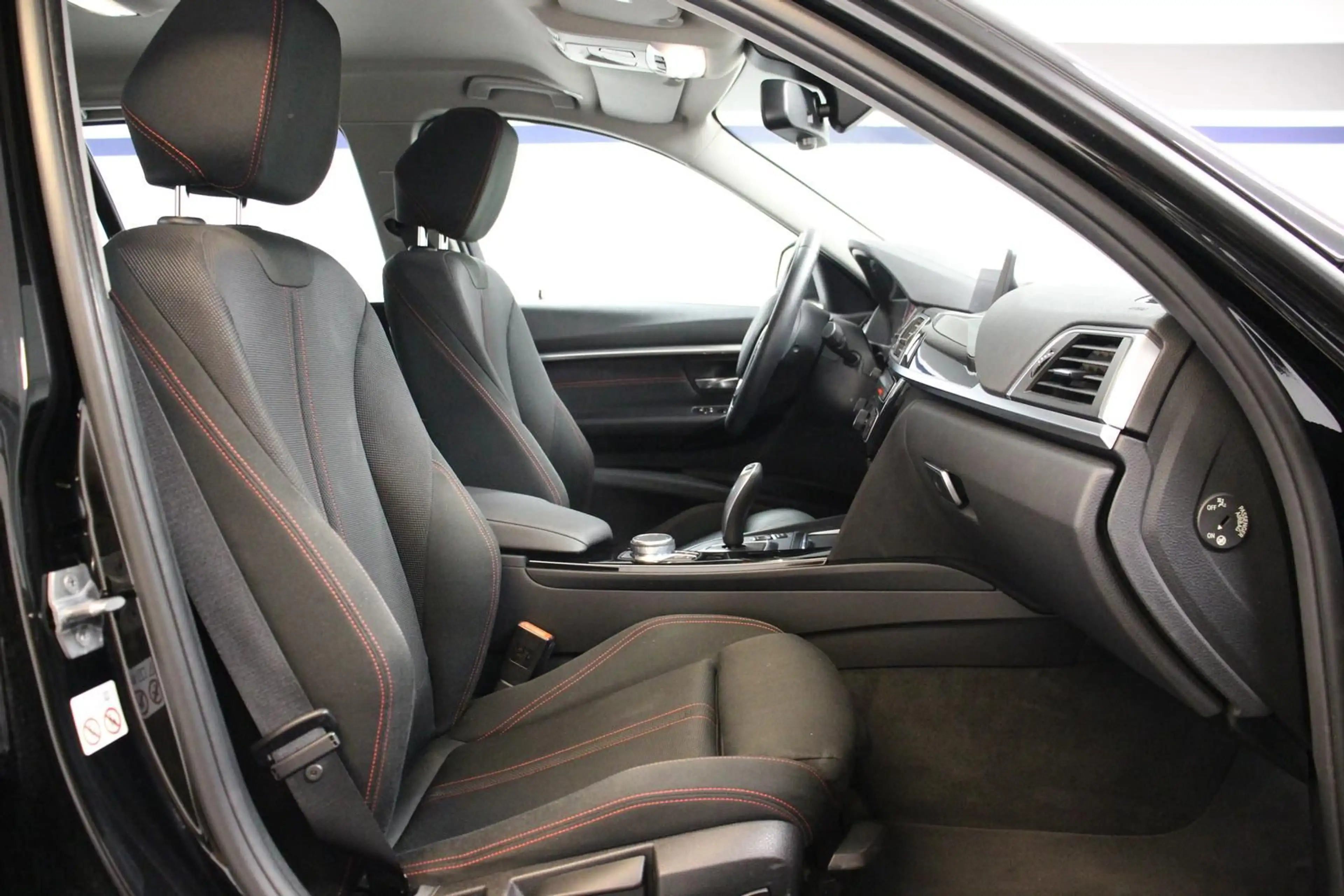 BMW 340 i Touring Sport Line LED SHADOW APPLE S.HEFT — photo 11