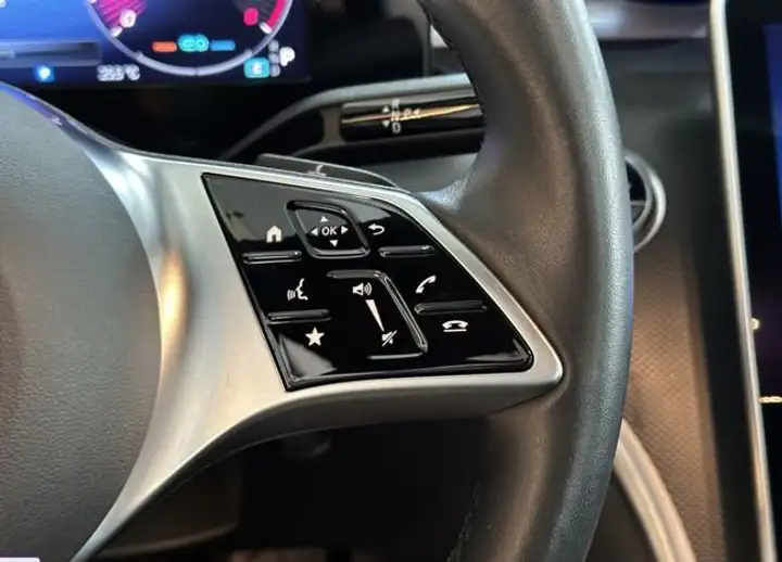 Mercedes-Benz Clase C 2022, foto 14