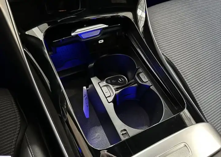 Mercedes-Benz Clase C 2022, foto 23