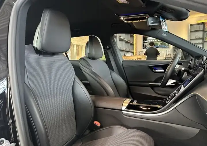 Mercedes-Benz Clase C 2022, foto 16