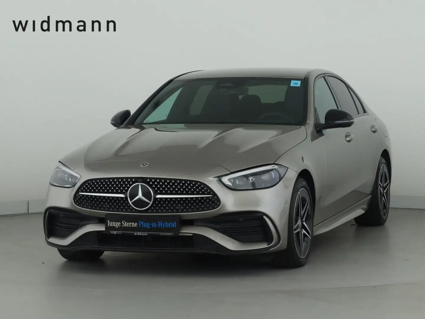 Mercedes-Benz C 400 e 4M *AMG*Distronic*Digi-Light*360°Kamera* Stříbrná - 1