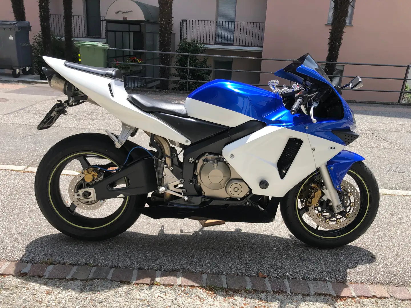 Honda CBR 600 RR Blu/Azzurro - 1
