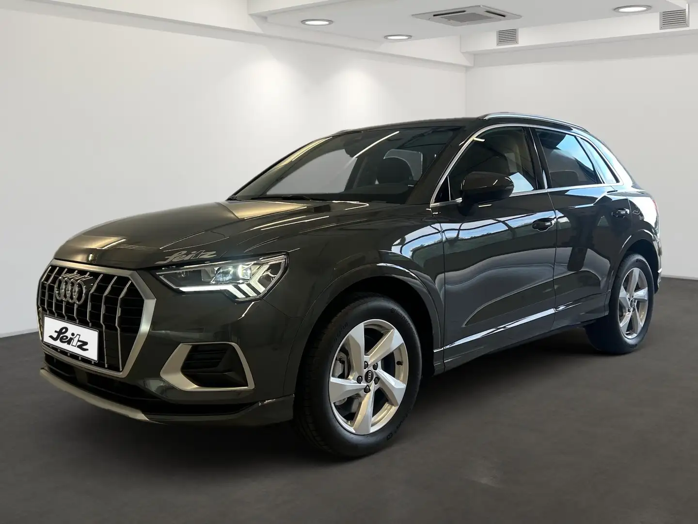 Audi Q3 40 TFSI quattro advanced *AHK*KAMERA*LED* Grau - 2