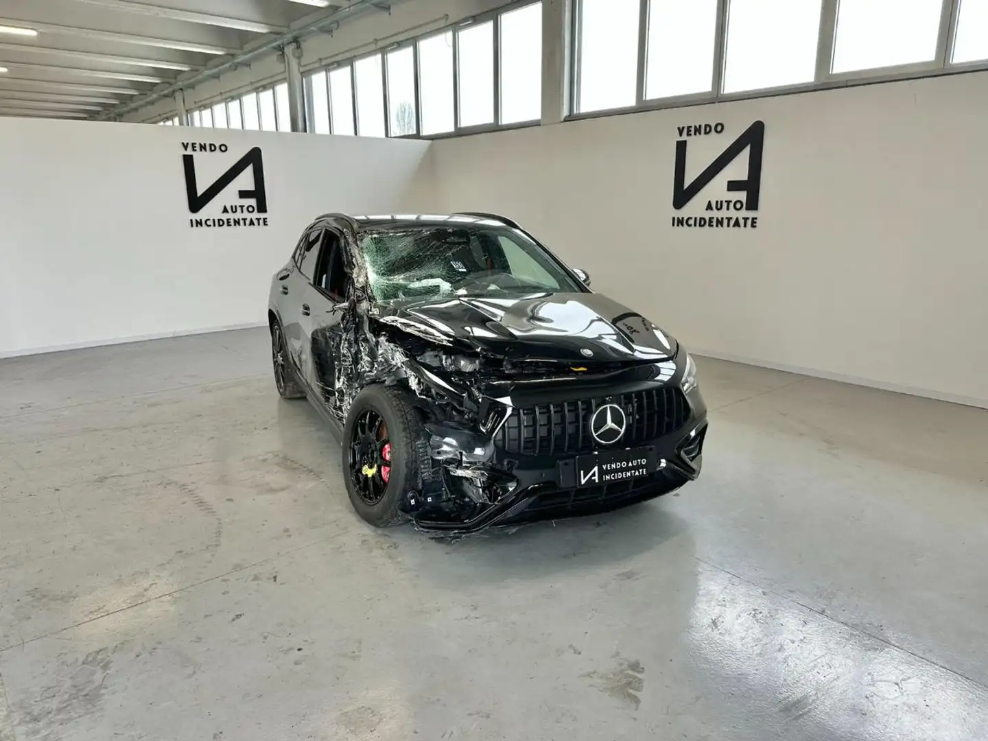 Mercedes-Benz GLA 35 AMG 4MATIC AMG PREMIUM PLUS Negro - 1