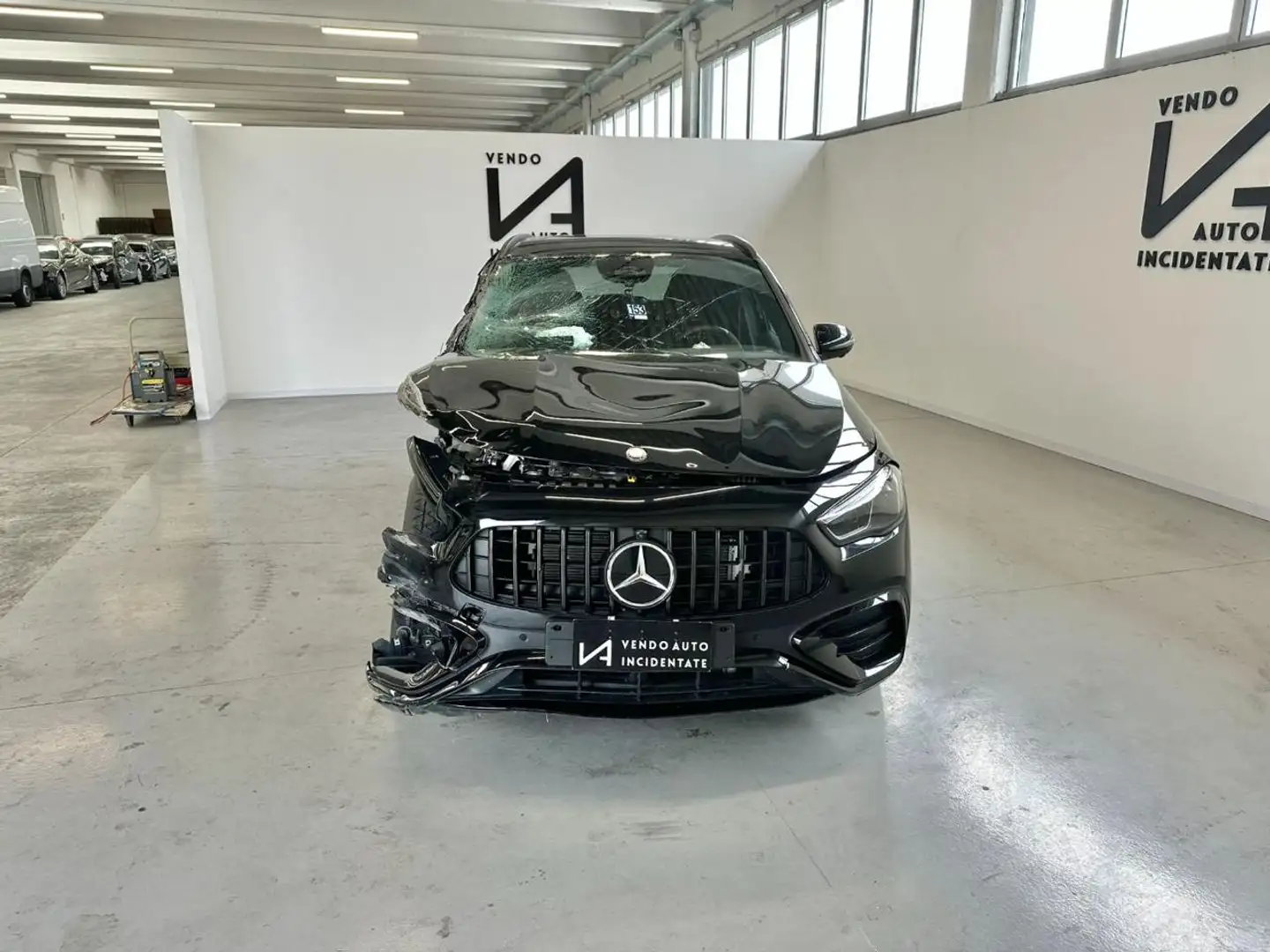 Mercedes-Benz GLA 35 AMG 4MATIC AMG PREMIUM PLUS Negro - 2